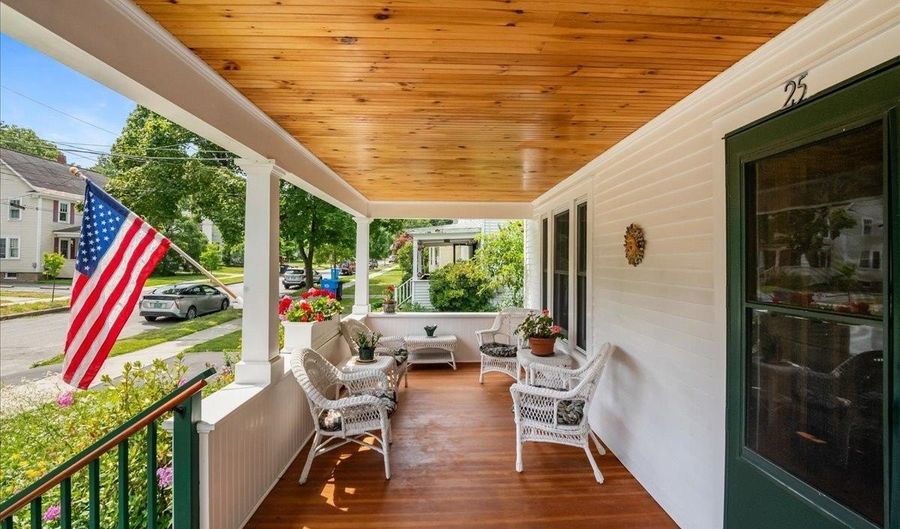 25 University Ter, Burlington, VT 05401 - 3 Beds, 3 Bath