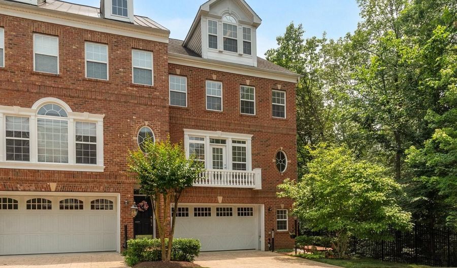2735 CABERNET Ln, Annapolis, MD 21401 - 3 Beds, 4 Bath