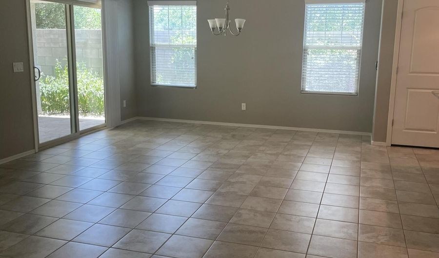 2969 S Colorado St, Chandler, AZ 85286 - 3 Beds, 3 Bath