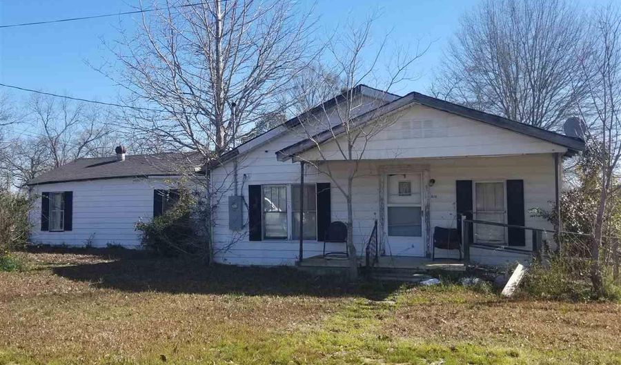 470 Cypress St, Bearden, AR 71720 - 3 Beds, 1 Bath