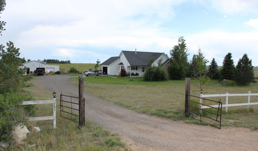 3505 WHIRLAWAY Rd, Cheyenne, WY 82009 - 5 Beds, 3 Bath