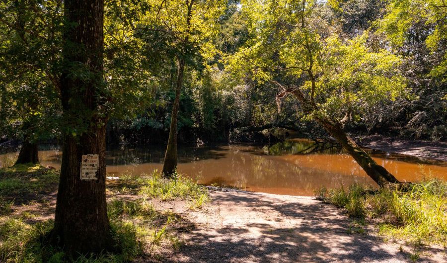 Rossen Cove, Baker, FL 32531 - 0 Beds, 0 Bath