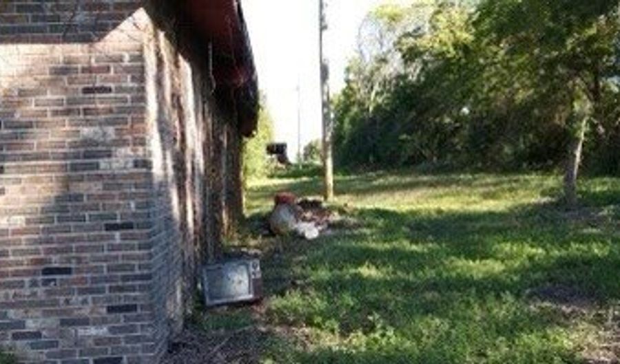 4146 N County Road 75, Ashford, AL 36312 - 4 Beds, 2 Bath