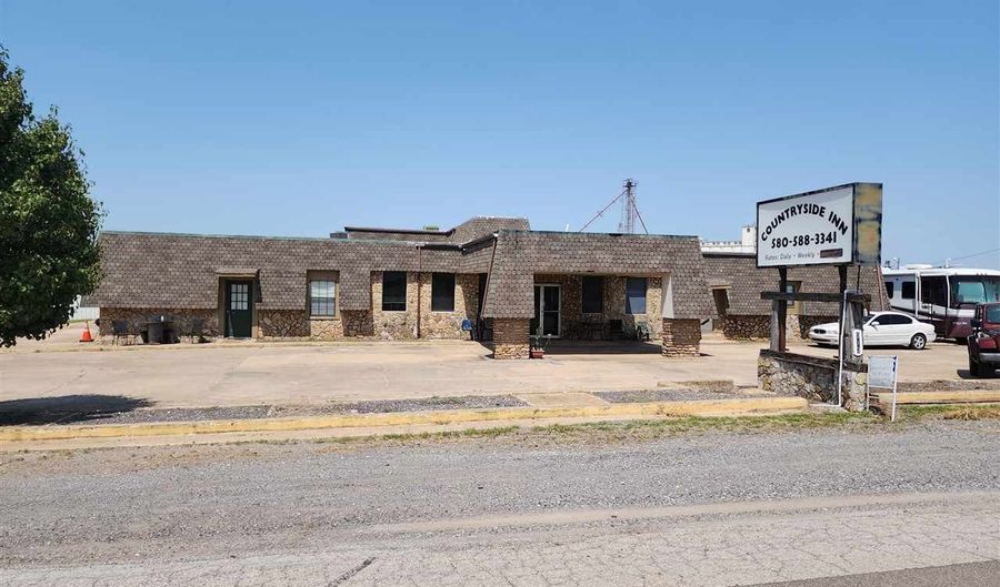 513 S C0BB, Apache, OK 73006 - 0 Beds, 17 Bath