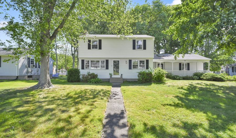 36 Jacqueline Dr, Bristol, CT 06010 - 3 Beds, 2 Bath