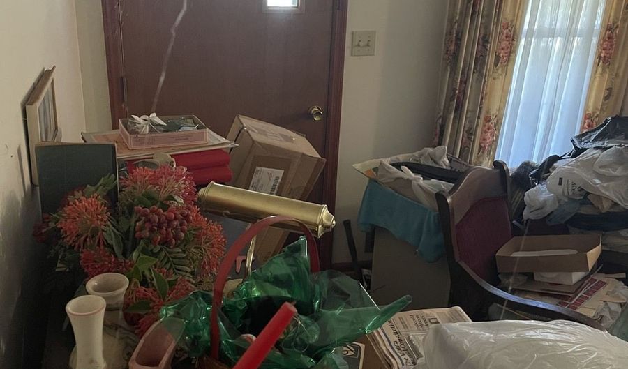 1550 Greenbrook Dr, Austell, GA 30168 - 3 Beds, 2 Bath