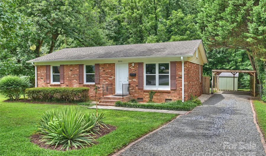 2840 Edsel Pl, Charlotte, NC 28205 - 3 Beds, 1 Bath