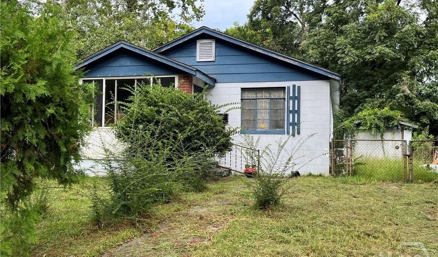 1006 Lynah St, Savannah, GA 31415 - 3 Beds, 1 Bath
