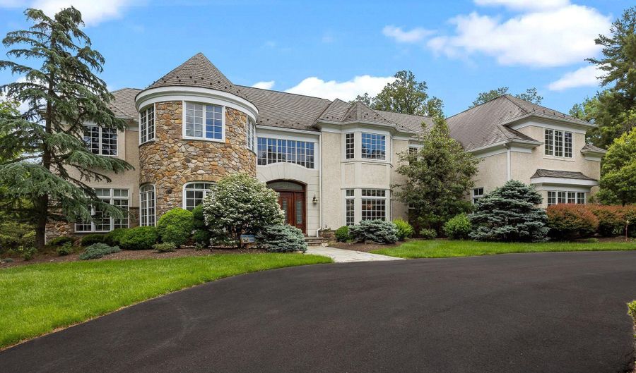 1049 MCKEAN Rd, Ambler, PA 19002 - 5 Beds, 8 Bath