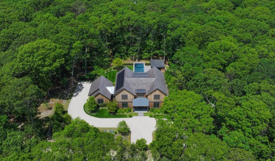 137 Cross Highway To Devon, Amagansett, NY 11930 - 7 Beds, 9 Bath