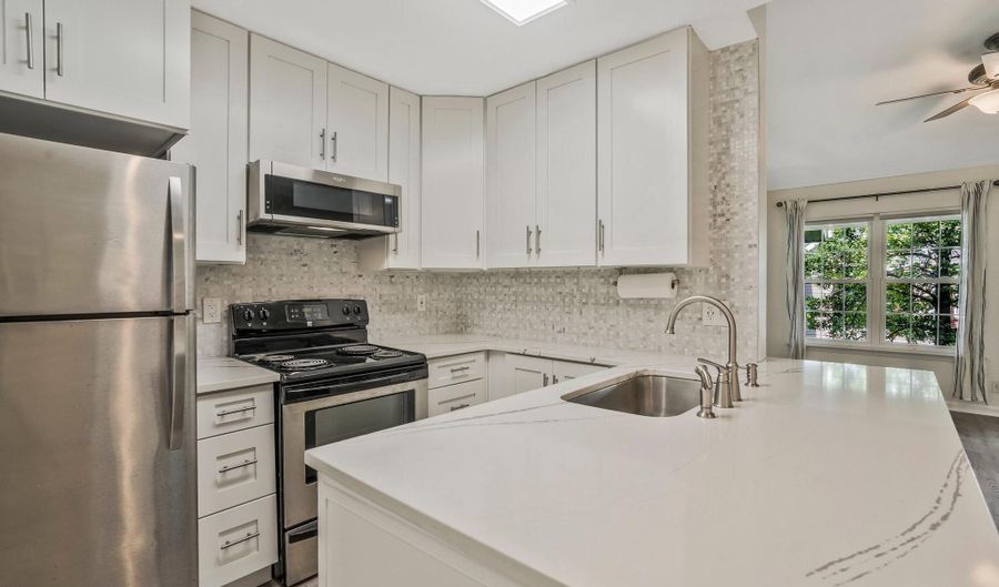 3308 WYNDHAM Cir 321, Alexandria, VA 22302 - 1 Beds, 1 Bath