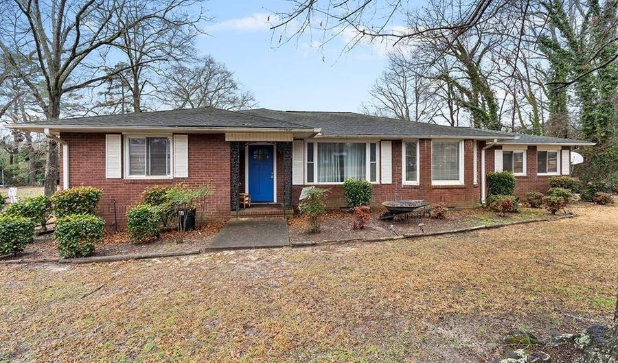 305 Forest Ln, Belton, SC 29627 - 3 Beds, 2 Bath