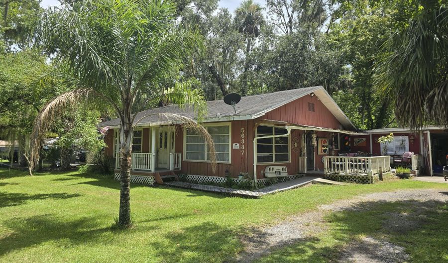 56337 Blue Creek Rd, Astor, FL 32102 - 2 Beds, 1 Bath