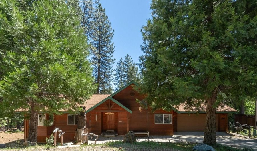 2661 Grenoble Dr, Arnold, CA 95223 - 3 Beds, 4 Bath