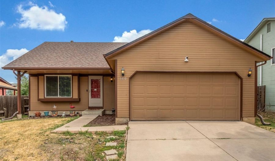 1410 S Cathay St, Aurora, CO 80017 - 4 Beds, 2 Bath