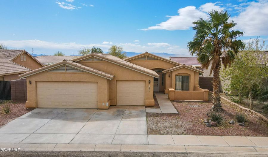 2448 Wildflower Dr, Mohave Valley, AZ 86440 - 3 Beds, 2 Bath