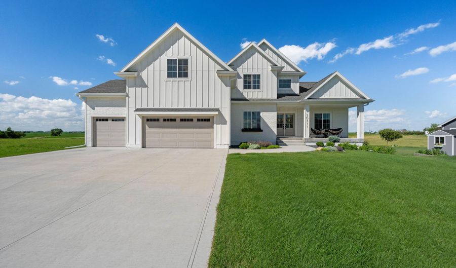 50311 Prairie Point Ct, Ames, IA 50014 - 6 Beds, 3 Bath