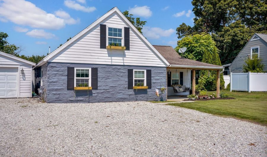 103 W Heltonville Rd, Bedford, IN 47421 - 4 Beds, 2 Bath