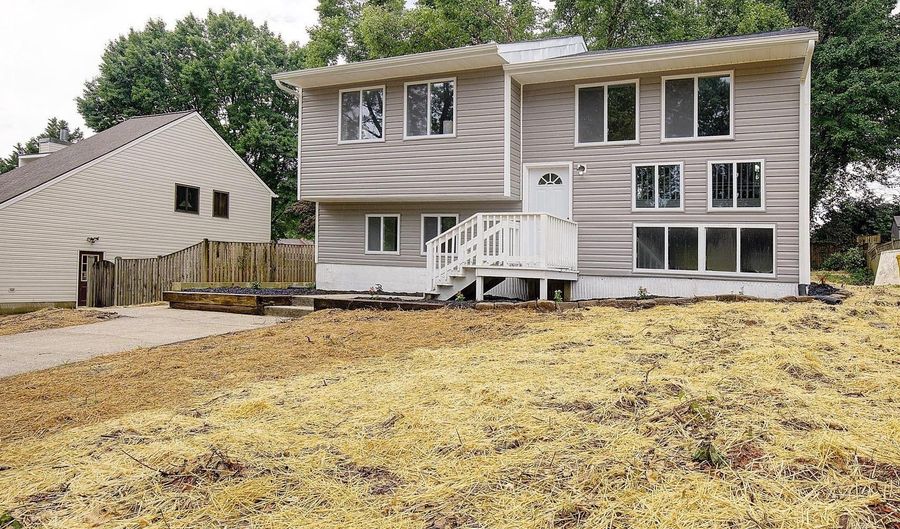 1262 GREEN HOLLY Dr, Annapolis, MD 21409 - 3 Beds, 2 Bath