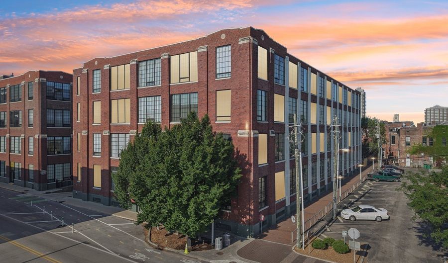 624 E Walnut St 21, Indianapolis, IN 46204 - 2 Beds, 2 Bath