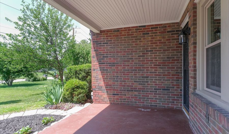 610 W Hanna Ave, Indianapolis, IN 46217 - 2 Beds, 1 Bath