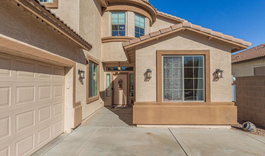29724 W WHITTON Ave, Buckeye, AZ 85396 - 5 Beds, 3 Bath