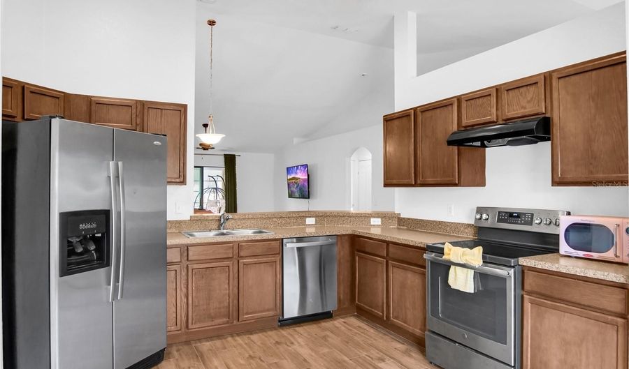 1601 TAYLOR LANDING Dr, Bartow, FL 33830 - 4 Beds, 2 Bath