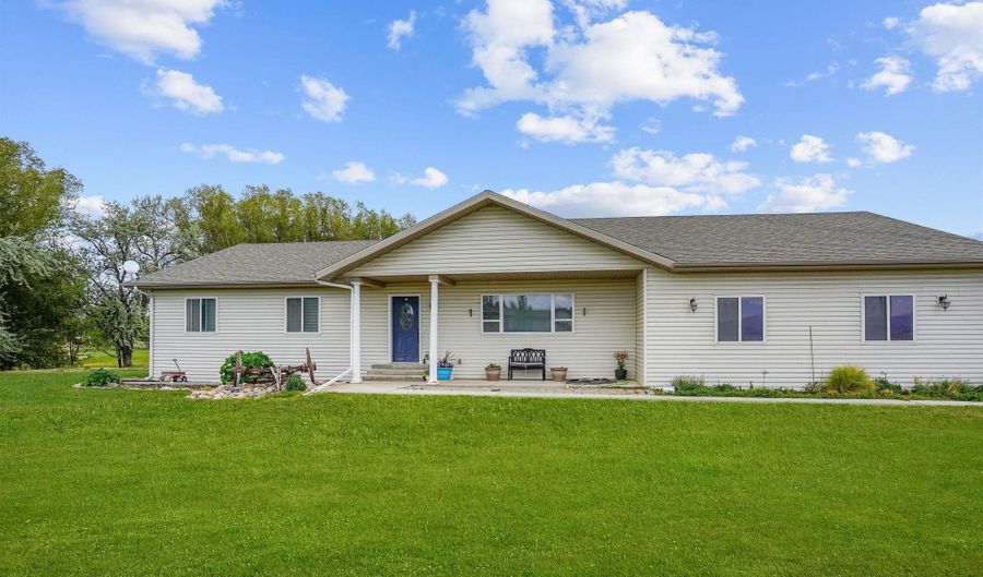 64 S 200 W, Burley, ID 83318 - 5 Beds, 3 Bath