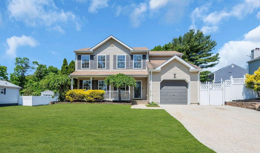 39 Old Main Shore Rd, Barnegat, NJ 08005 - 4 Beds, 3 Bath