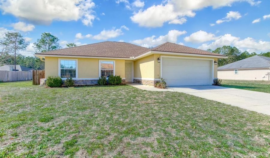 30324 TROPHY Trl, Bryceville, FL 32009 - 4 Beds, 2 Bath