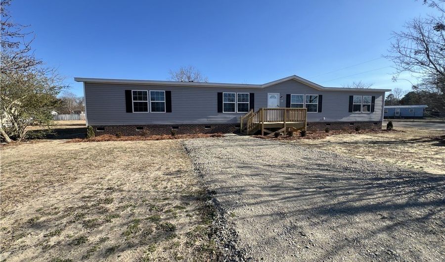 801 Horseshoe Rd, Autryville, NC 28318 - 4 Beds, 2 Bath
