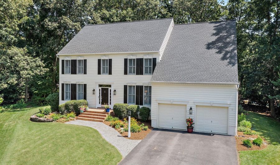 22 POTTERS Ln, Annapolis, MD 21403 - 4 Beds, 4 Bath