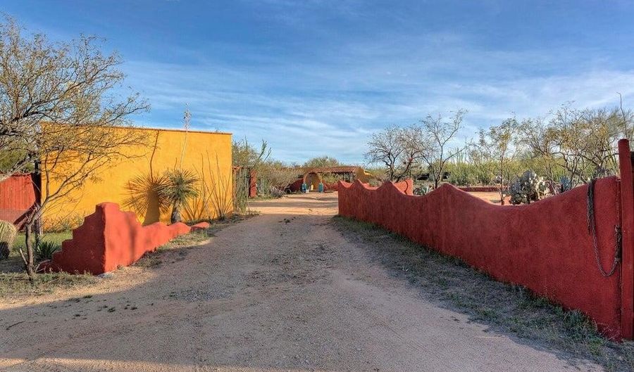 14061 S Avenida Haley, Sahuarita, AZ 85629 - 3 Beds, 4 Bath