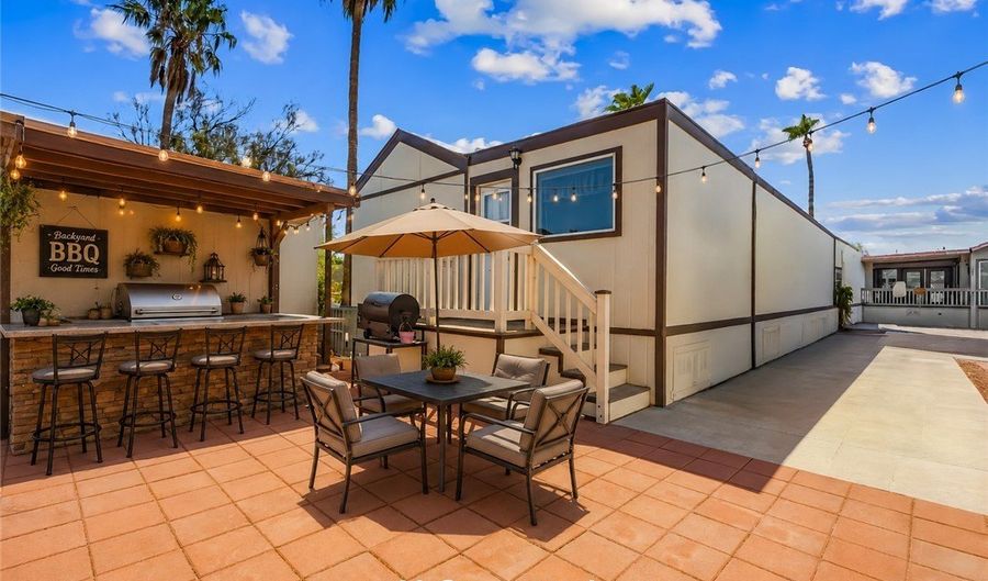 2000 Ramar Rd 232, Bullhead City, AZ 86442 - 2 Beds, 1 Bath