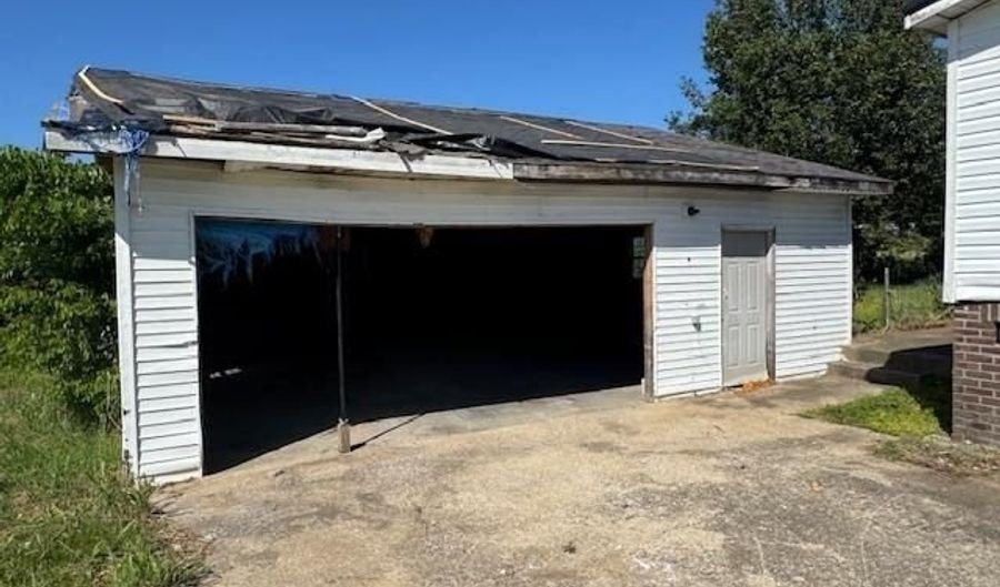 120 Pleasant Ridge Church Rd, Adolphus, KY 42120 - 3 Beds, 2 Bath