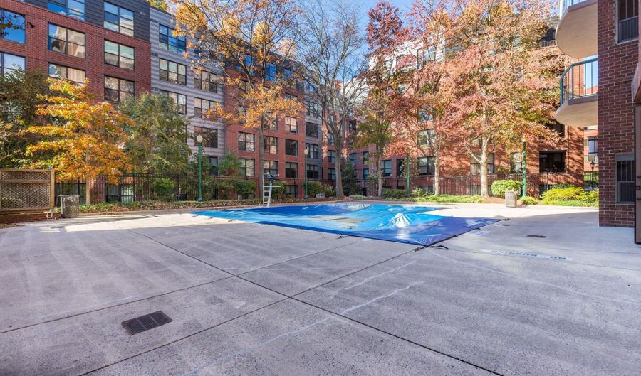 4808 MOORLAND Ln 711, Bethesda, MD 20814 - 2 Beds, 2 Bath