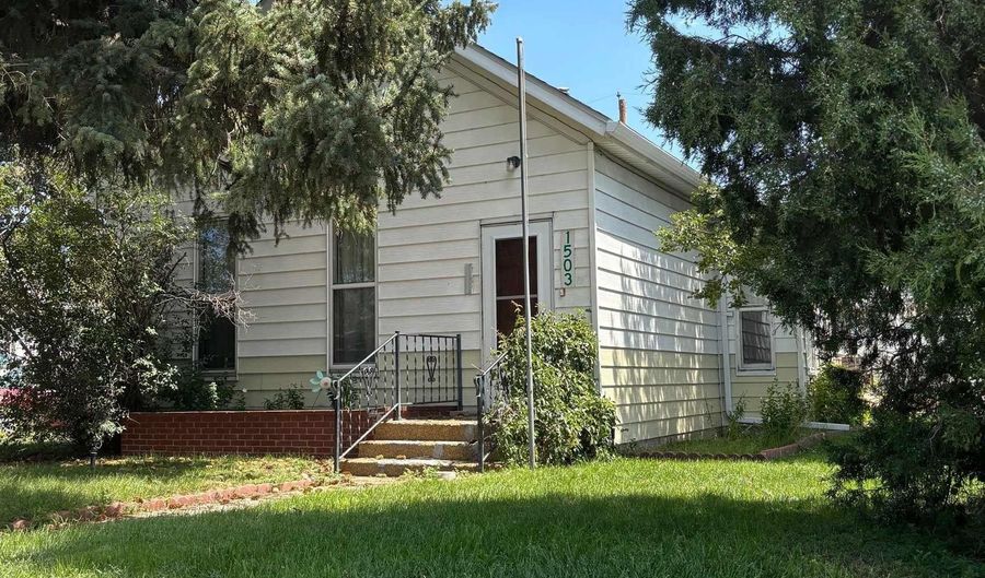 1503 CONVERSE Ave, Cheyenne, WY 82001 - 3 Beds, 1 Bath
