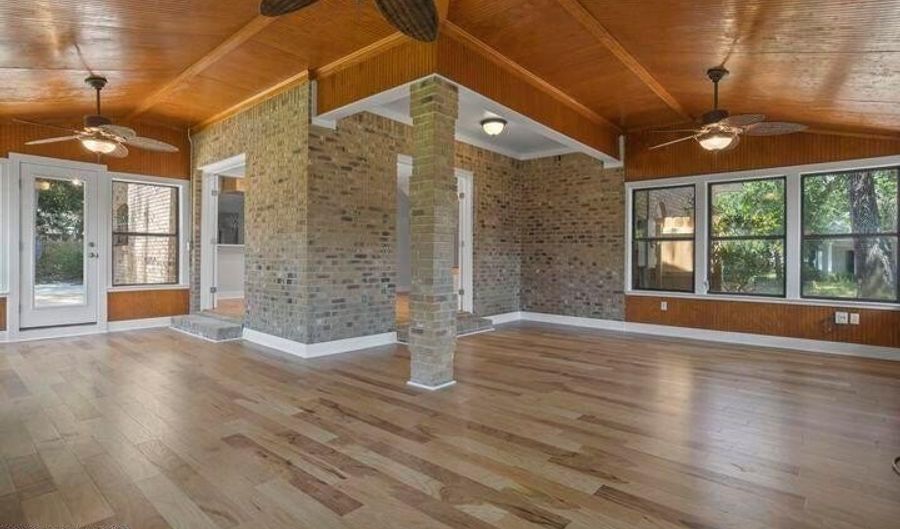 161 Spence Dr, Pass Christian, MS 39571 - 4 Beds, 3 Bath