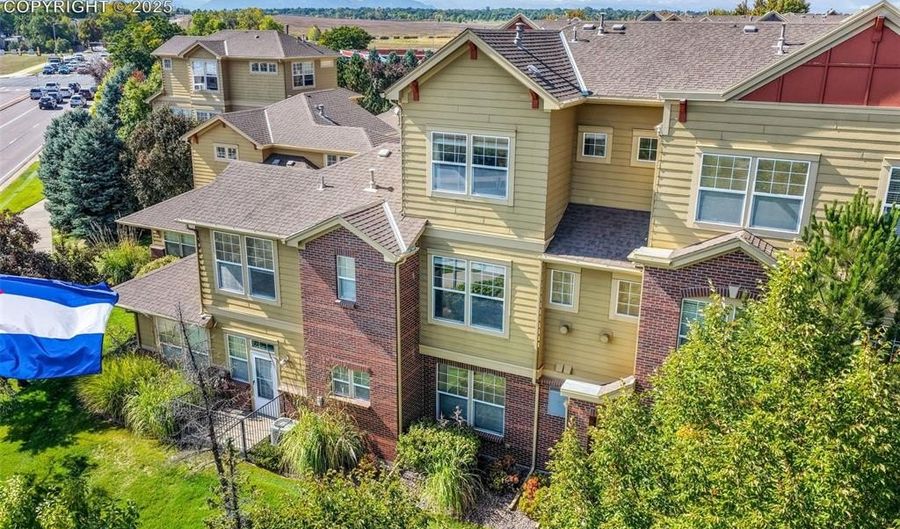 12805 King St, Broomfield, CO 80020 - 2 Beds, 3 Bath