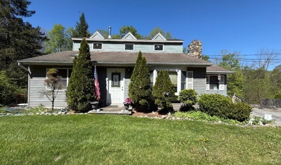 38 Highland Lakes Rd, Alloway, NJ 07462 - 4 Beds, 2 Bath