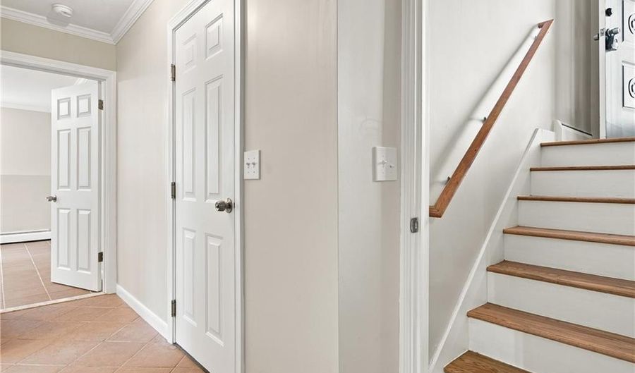 132 Grand View Rd, East Greenwich, RI 02818 - 3 Beds, 2 Bath