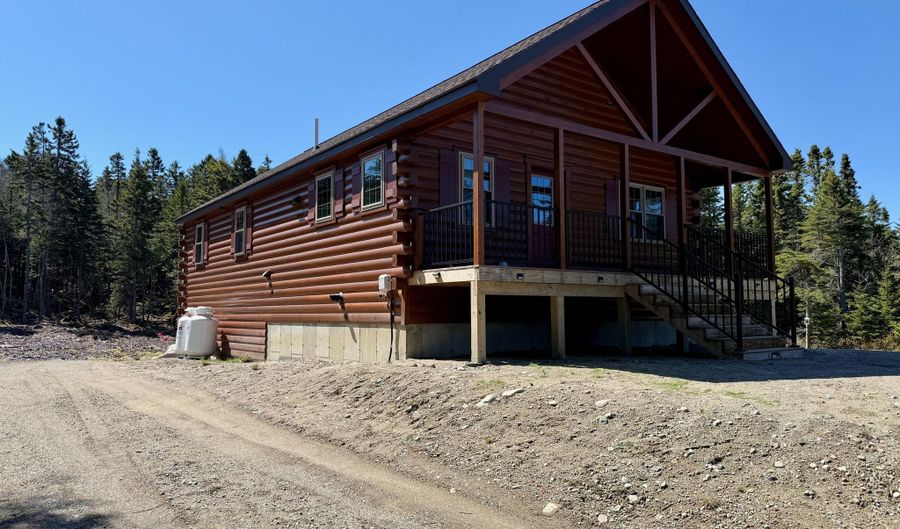 27 Alleys Bay Rd, Beals, ME 04611 - 2 Beds, 2 Bath