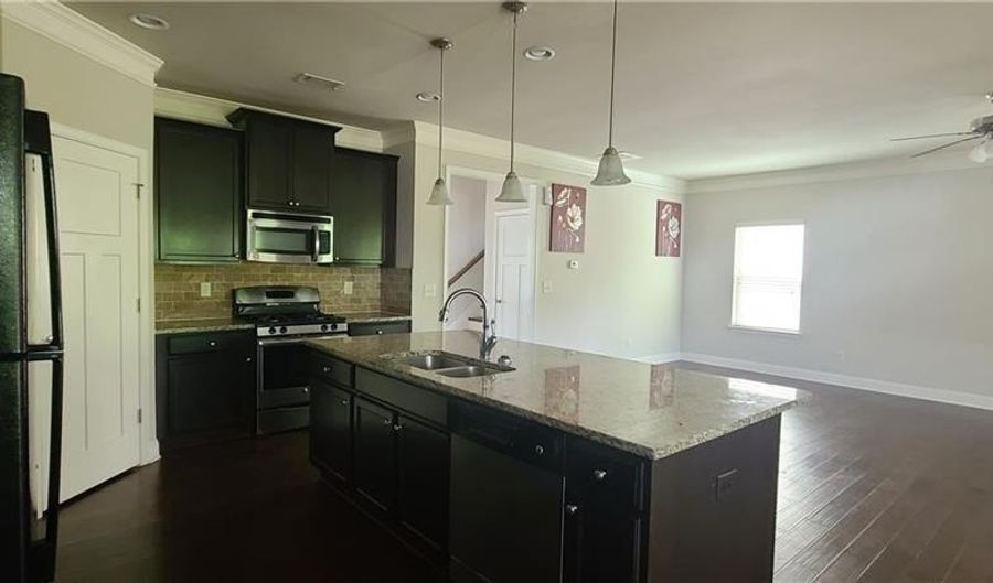 3458 Clear Stream Run, Auburn, GA 30011 - 6 Beds, 4 Bath
