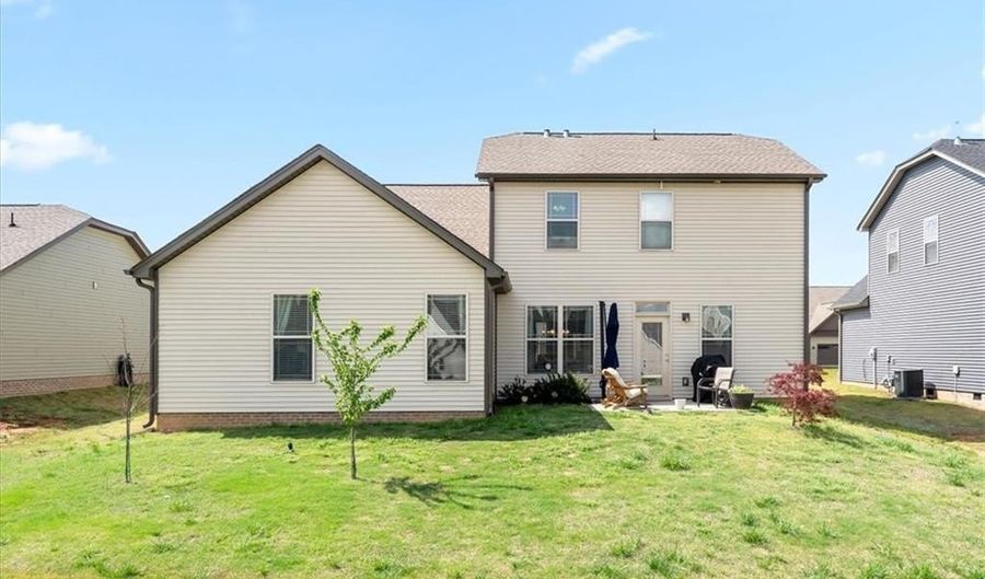 185 Norfolk Cir, Anderson, SC 29625 - 4 Beds, 3 Bath