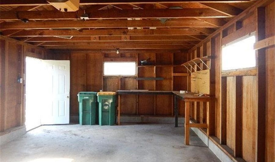 305 W Baker St, Arlington, MN 55307 - 2 Beds, 2 Bath