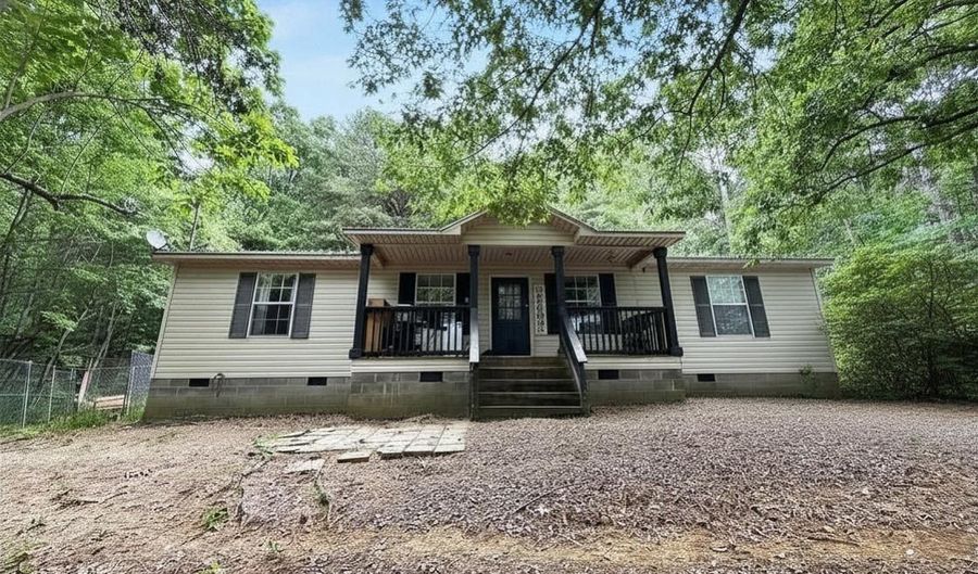 7455 4th Ave, Altoona, AL 35952 - 3 Beds, 2 Bath