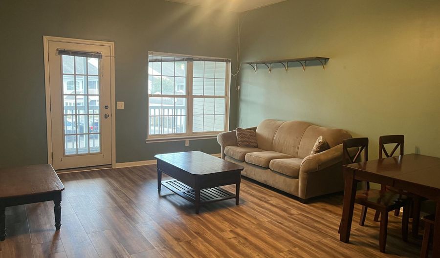 2782 S Knightsbridge Cir, Ann Arbor, MI 48105 - 2 Beds, 2 Bath