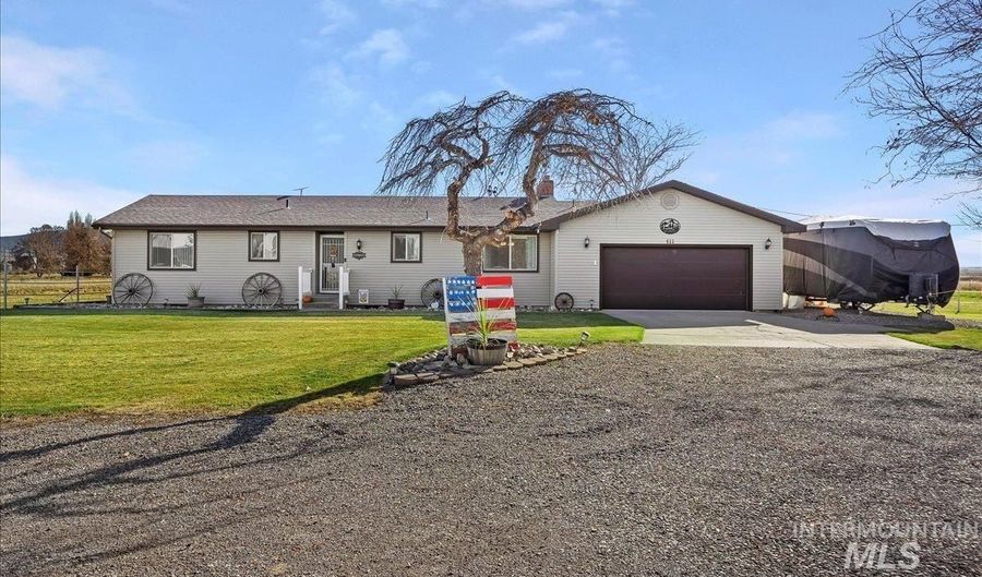 411 Mountain View Ln, Burley, ID 83318 - 5 Beds, 2 Bath
