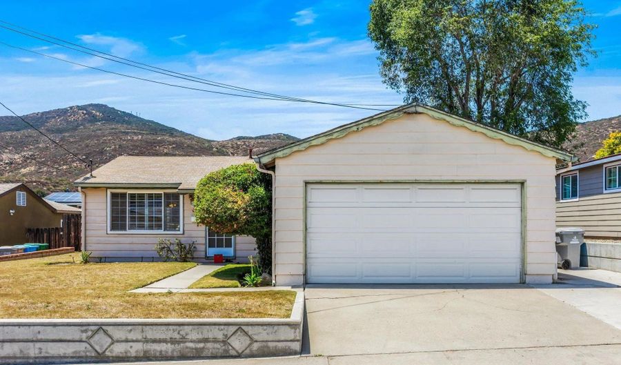 6954 Ballinger, San Diego, CA 92119 - 3 Beds, 2 Bath