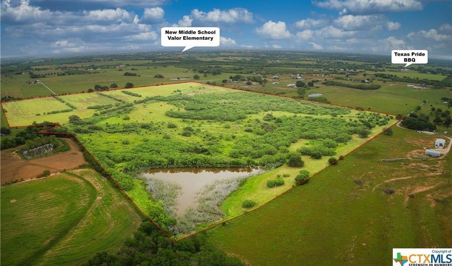 La Vernia Road, Adkins, TX 78101 - 0 Beds, 0 Bath